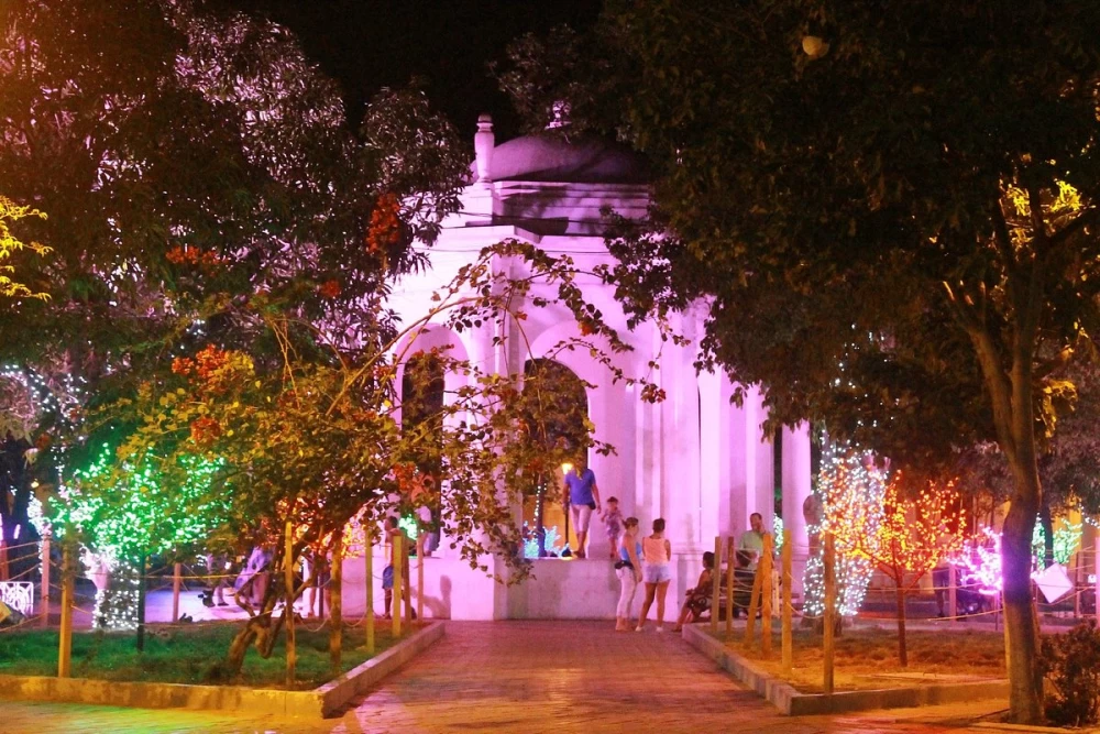 Lovers' Park: Santa Marta, Colombia