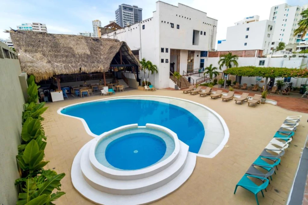 Hotel Sansiraka
