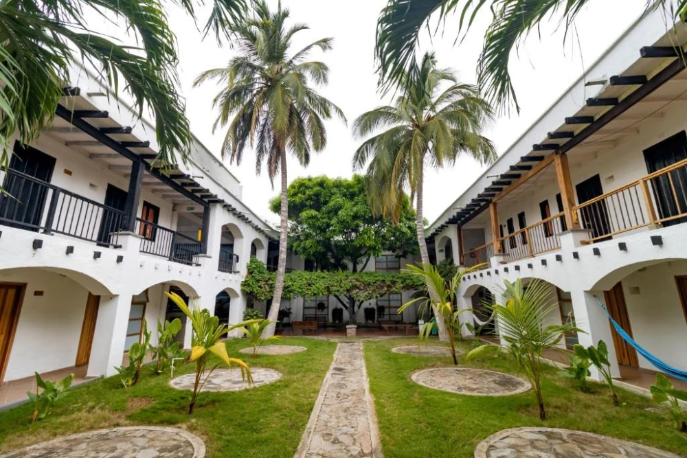 Hotel Sansiraka