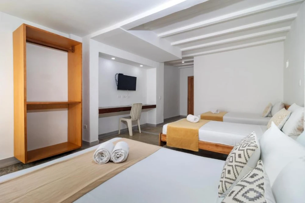 Hotel Sansiraka