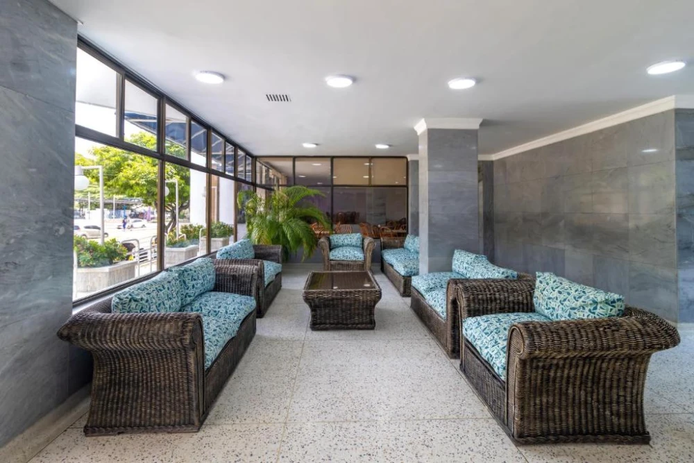 Hotel Axis Inn