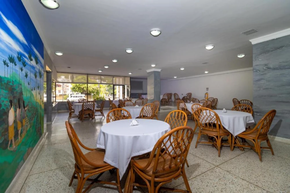 Hotel Axis Inn
